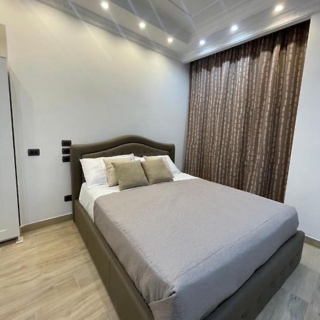 Le Chic Rooms Νάπολη Εξωτερικό φωτογραφία