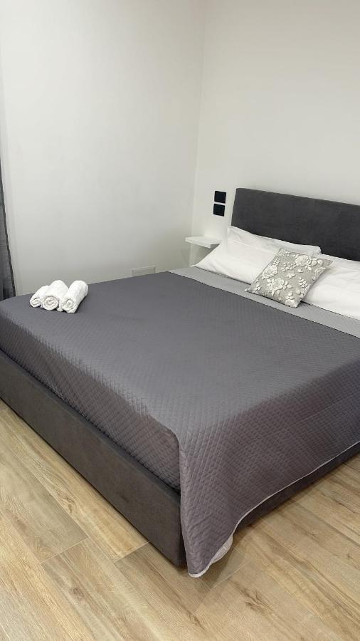 Le Chic Rooms Νάπολη Εξωτερικό φωτογραφία